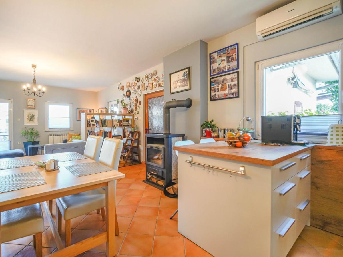 Holiday Home Villa More By Interhome Ловран Екстериор снимка
